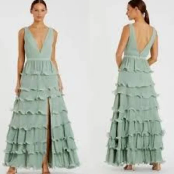 New Mac Duggal Green Ruffle Tired Sleeveless Formal Gown Size 2 Maxi Dress - Picture 1 of 7